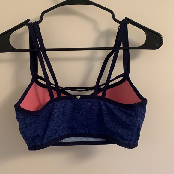 Pink Bra - Picture 5 of 6